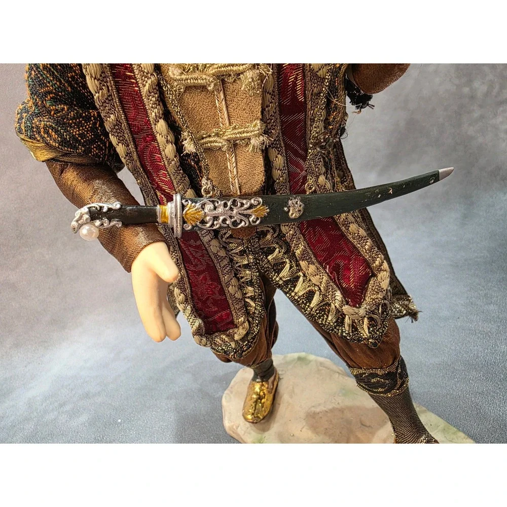Member's Mark Wise Man Nativity Figurine Burgundy Gold Fabric 13 inch King